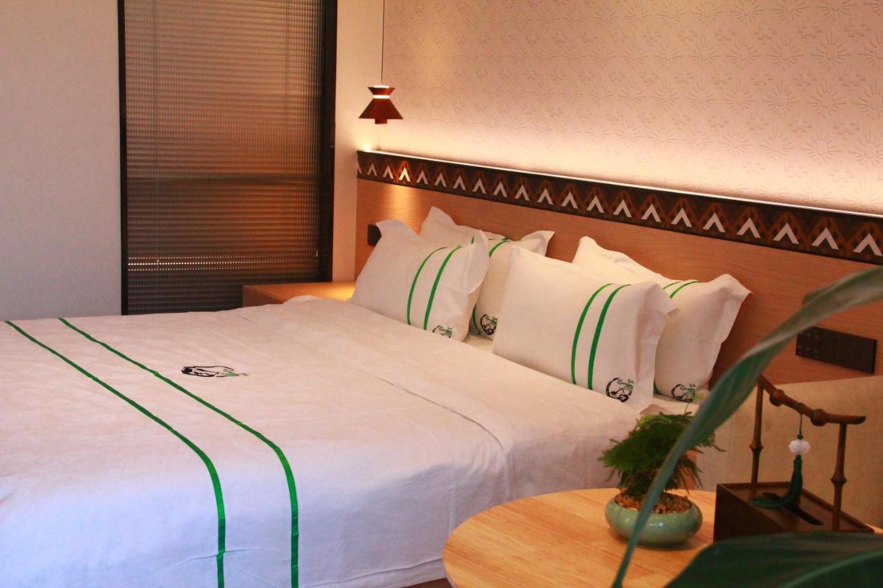 Xishu Garden Inn - Travel Agency Service - Car Rent Service - English Speaking Chengdu Exterior photo